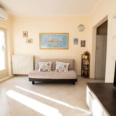 Casa Lella Apartment *